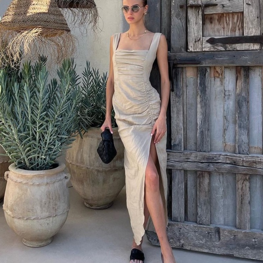 ▪️REVOLVE RUMER ESTELLE SQUARE NECK LINEN NATURAL COLOR RUCHED MAXI DRESS